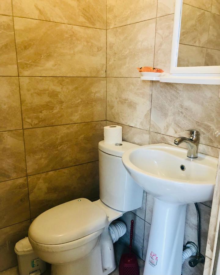 巴统 Rozmarin Нouse Makhinjauri酒店 外观 照片